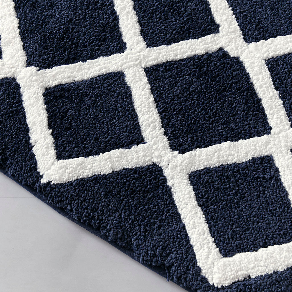 Refined Microfiber Bath Rug with Dual Geometric Design