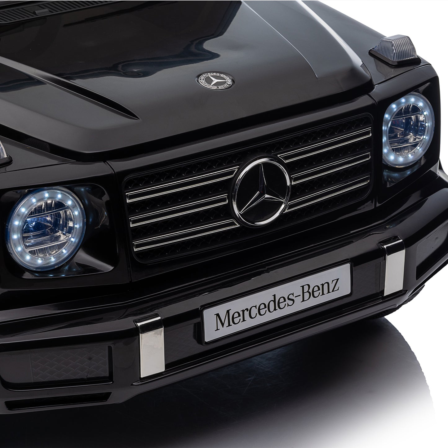 Licensed Mercedes-Benz G500,24V Kids ride on toy 2.4G W/Parents Remote Control,electric car for kids,Three speed adjustable,Power display, USB,MP3 ,Bluetooth,LED light,Three-point safety belt