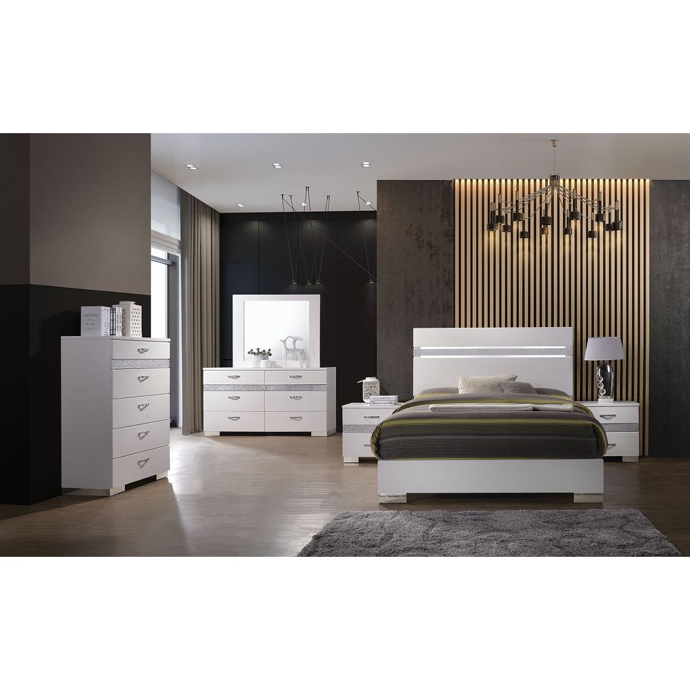 Naima II Eastern King Bed in White High Gloss 26767EK