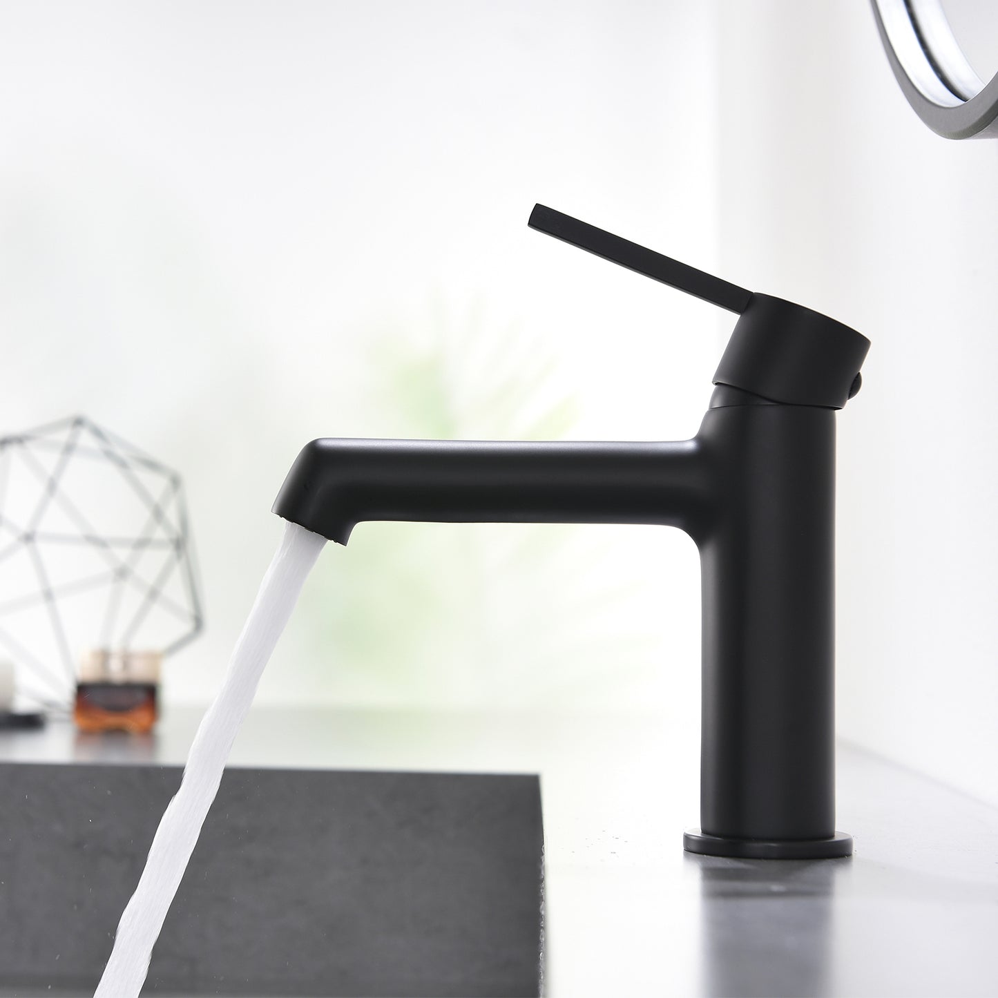 Elegant Matte Black Single Handle Bathroom Faucet for Modern Basin