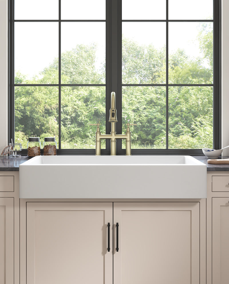 White Ceramic Undermount Apron Front Kitchen Sink