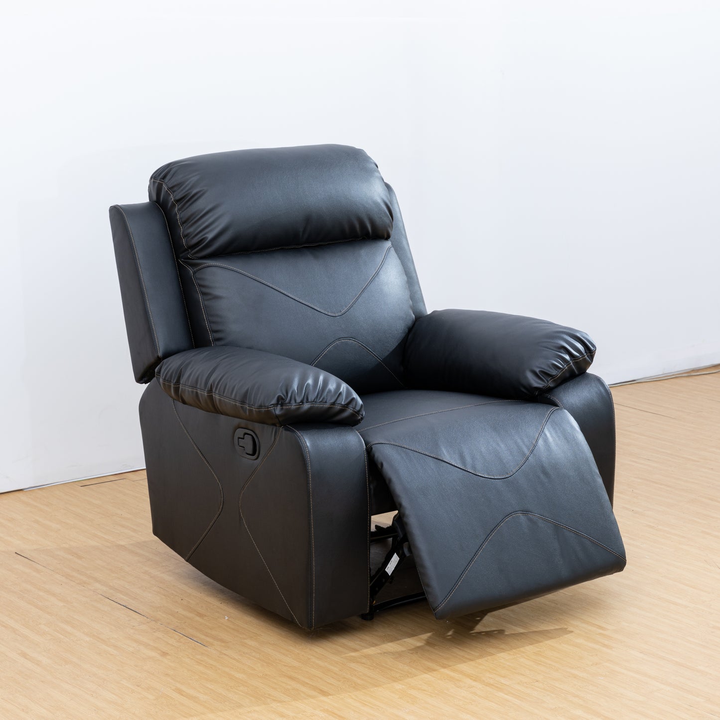 Elegant Black Leather Recliner Chair for Home Theater and Living Room