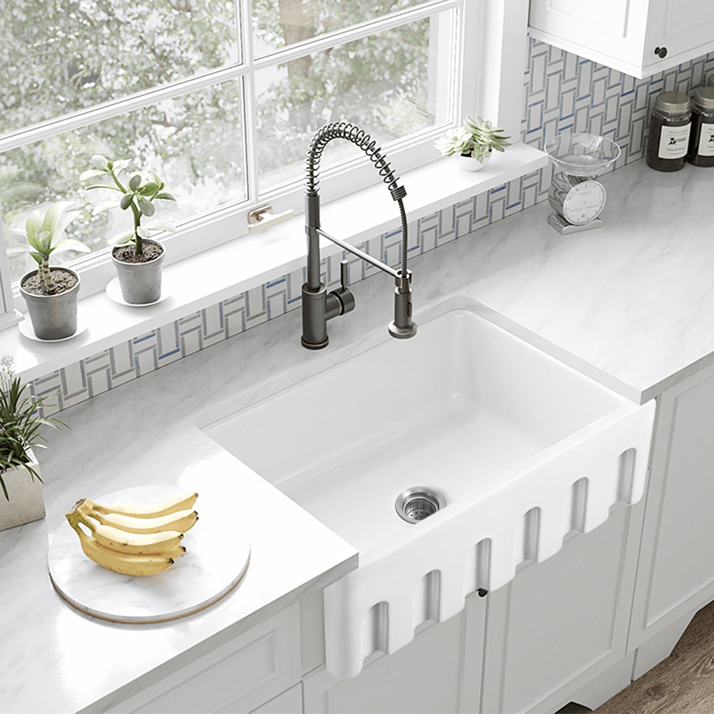 Single Bowl Farmhouse Kitchen Sink with Deep Basin and Basket Strainer