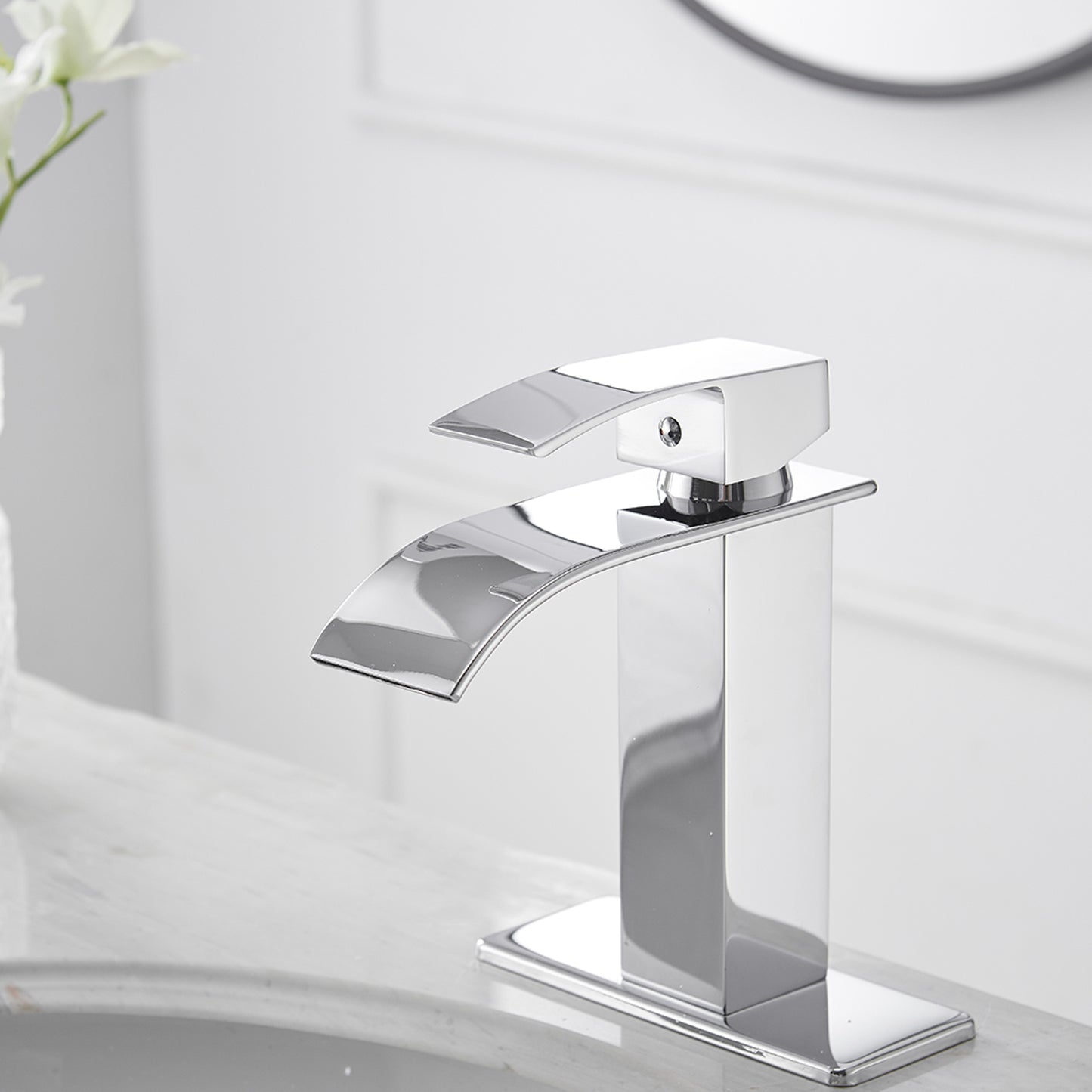 Luxurious Waterfall Single Handle Bathroom Faucet in Polished Chrome