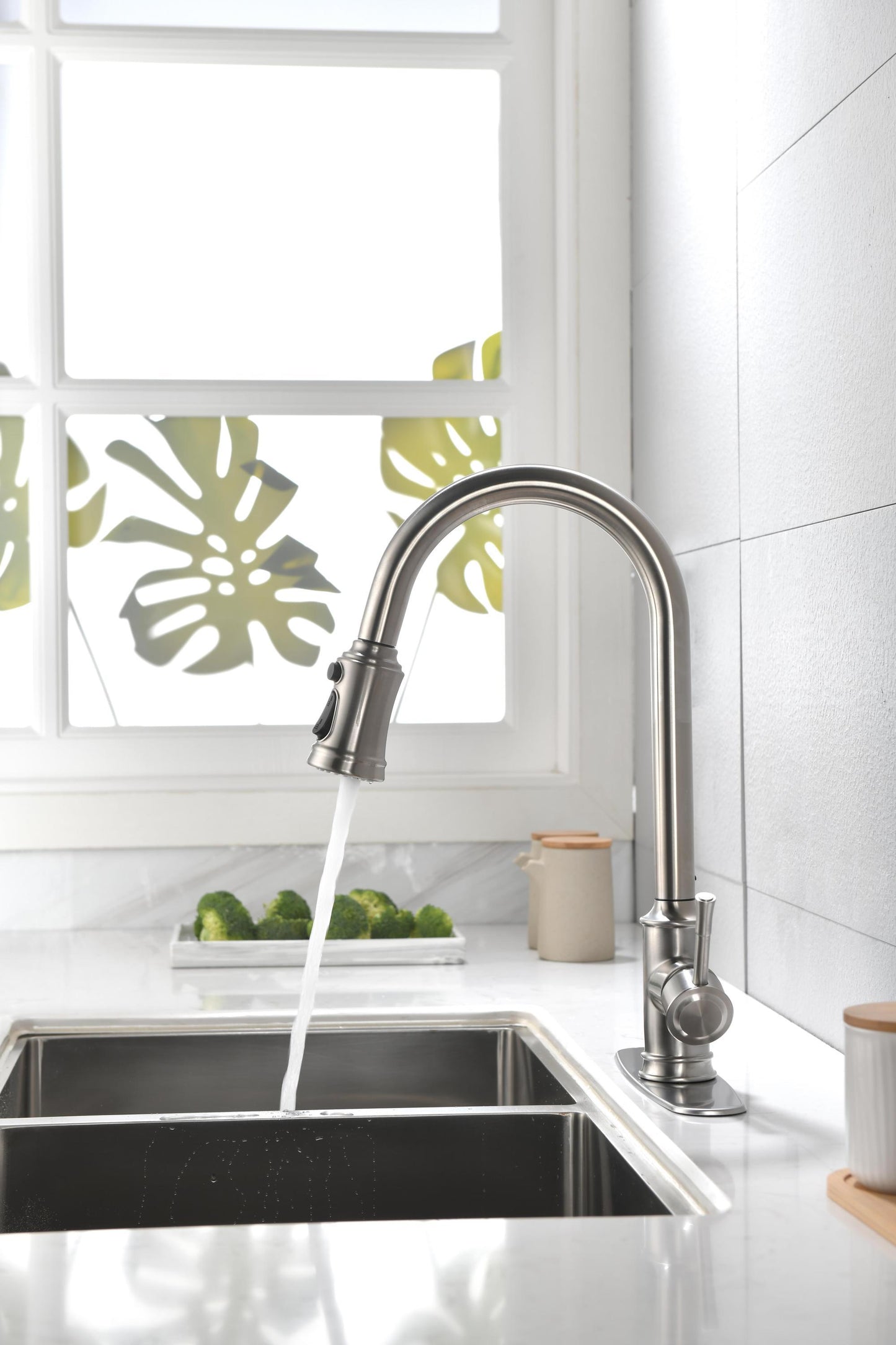 Touch Kitchen Faucet with Pull Down Sprayer