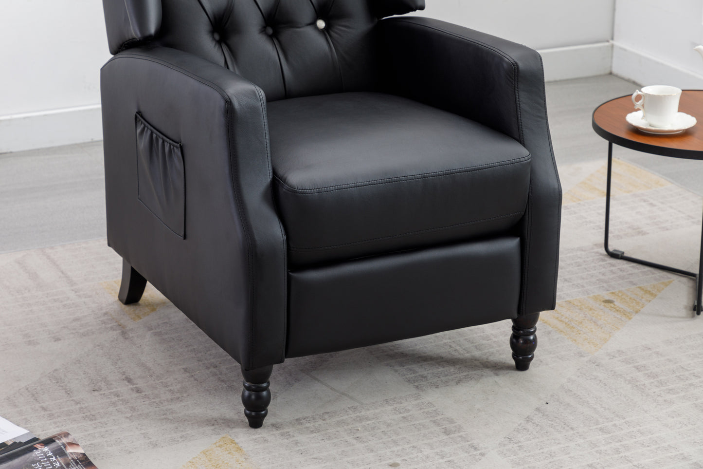 COOLMORE Modern Recliner Chair with Adjustable Functionality for Leisure and Comfort