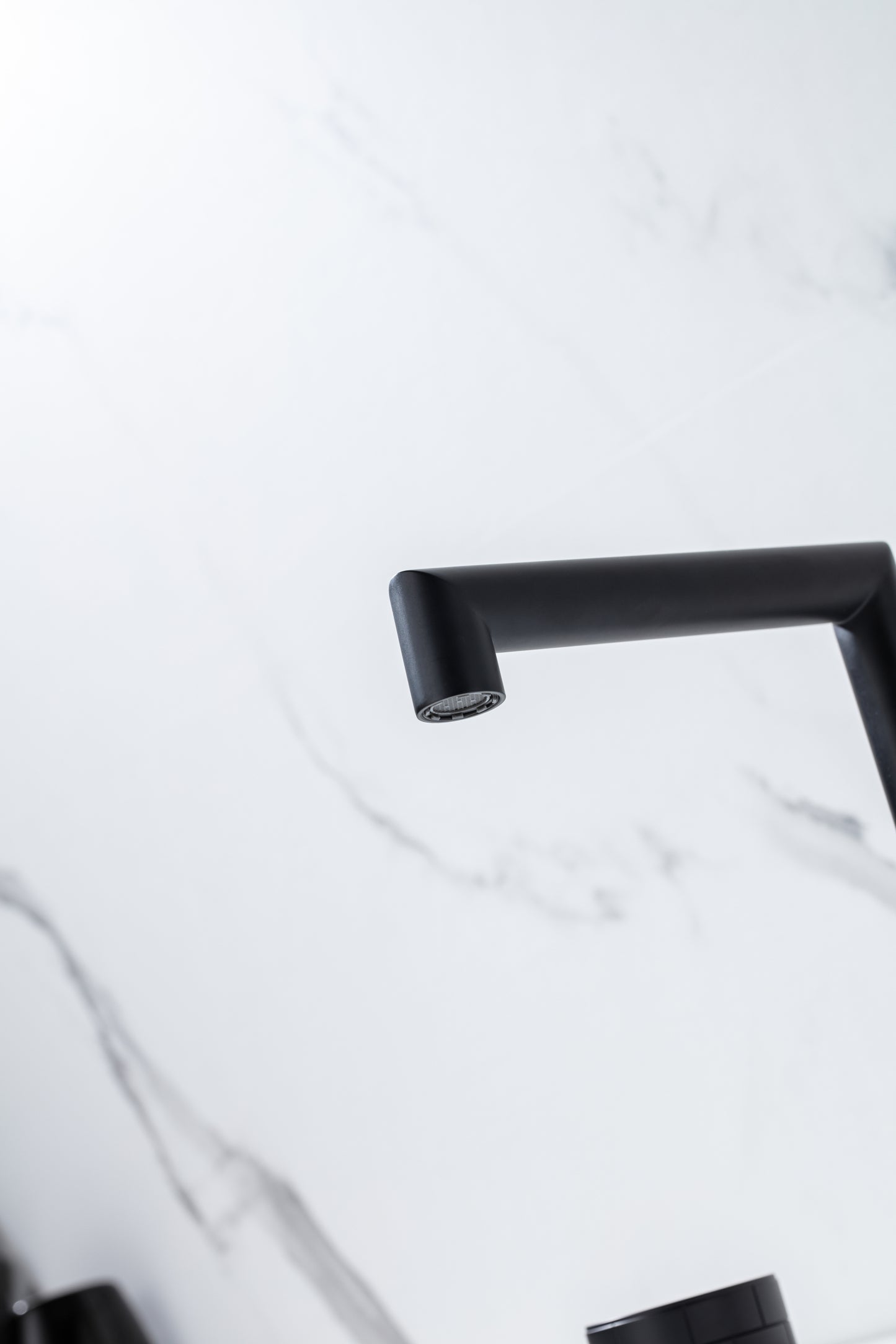 Modern Matte Black Bathroom Faucet