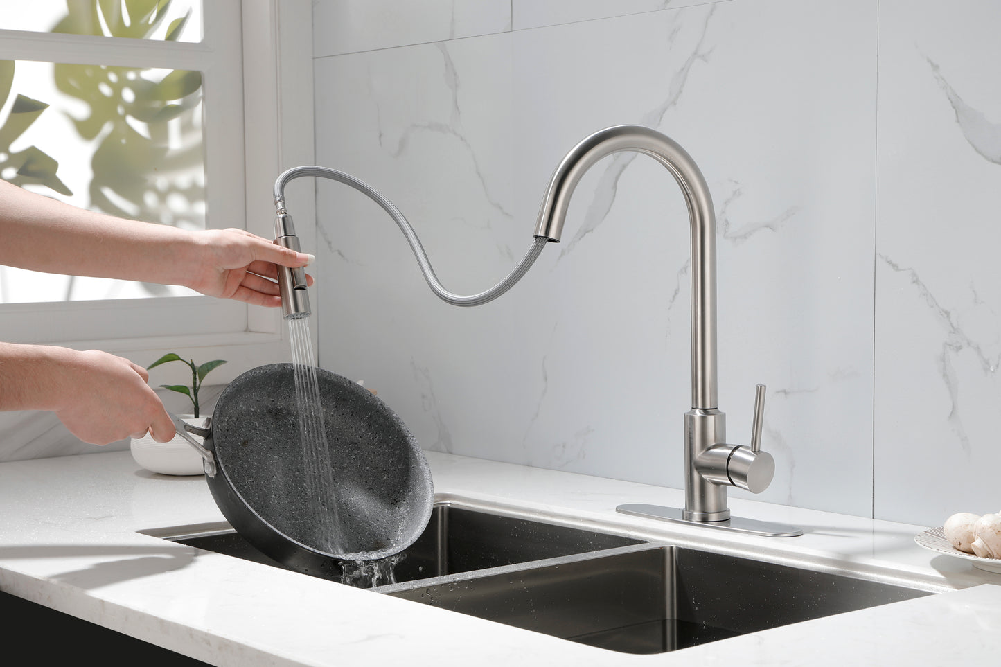 Touch Kitchen Faucet with Pull Down Sprayer