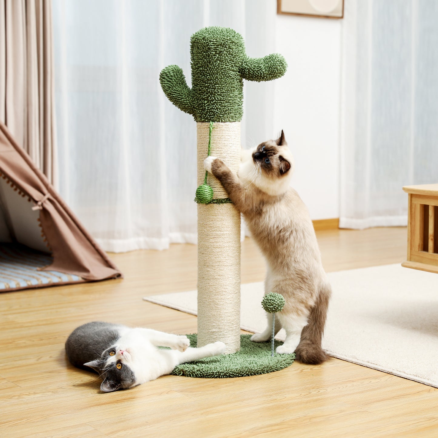 Large Cactus Cat Scratching Post with Natural Sisal Ropes, Cat Scratcher for Cats and Kittens White