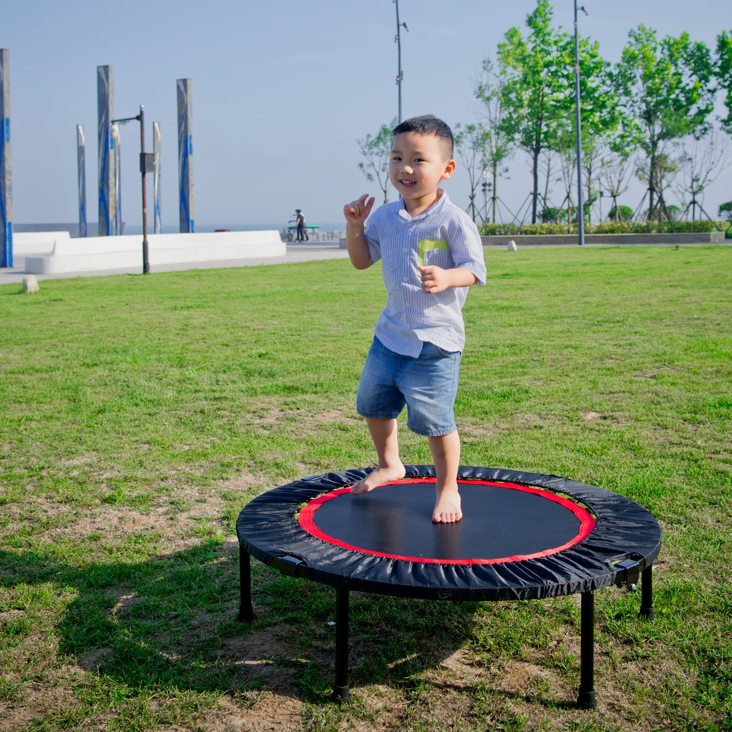 40 Inch Mini Exercise Trampoline for Adults or Kids - Indoor Fitness Rebounder Trampoline with Safety Pad | Max