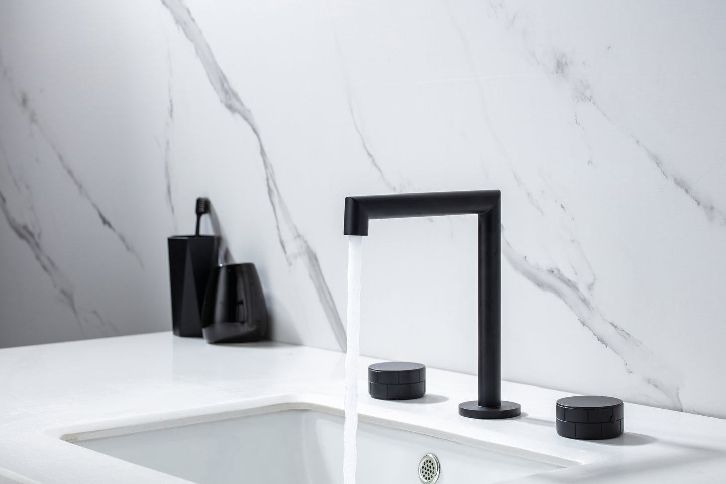 Modern Matte Black Bathroom Faucet