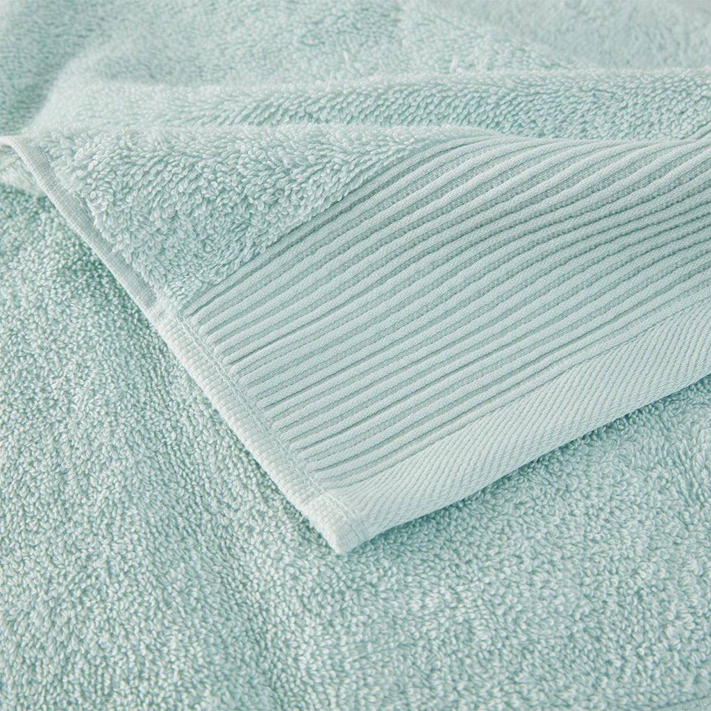 6-Piece Set of Luxurious Antimicrobial Cotton and Tencel Towels