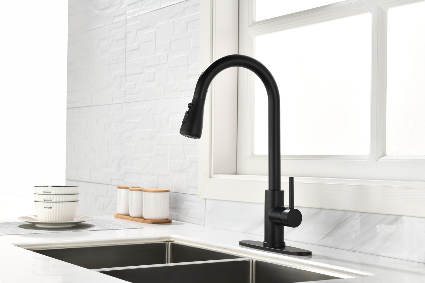 Kitchen Faucet with Pull Out Spraye