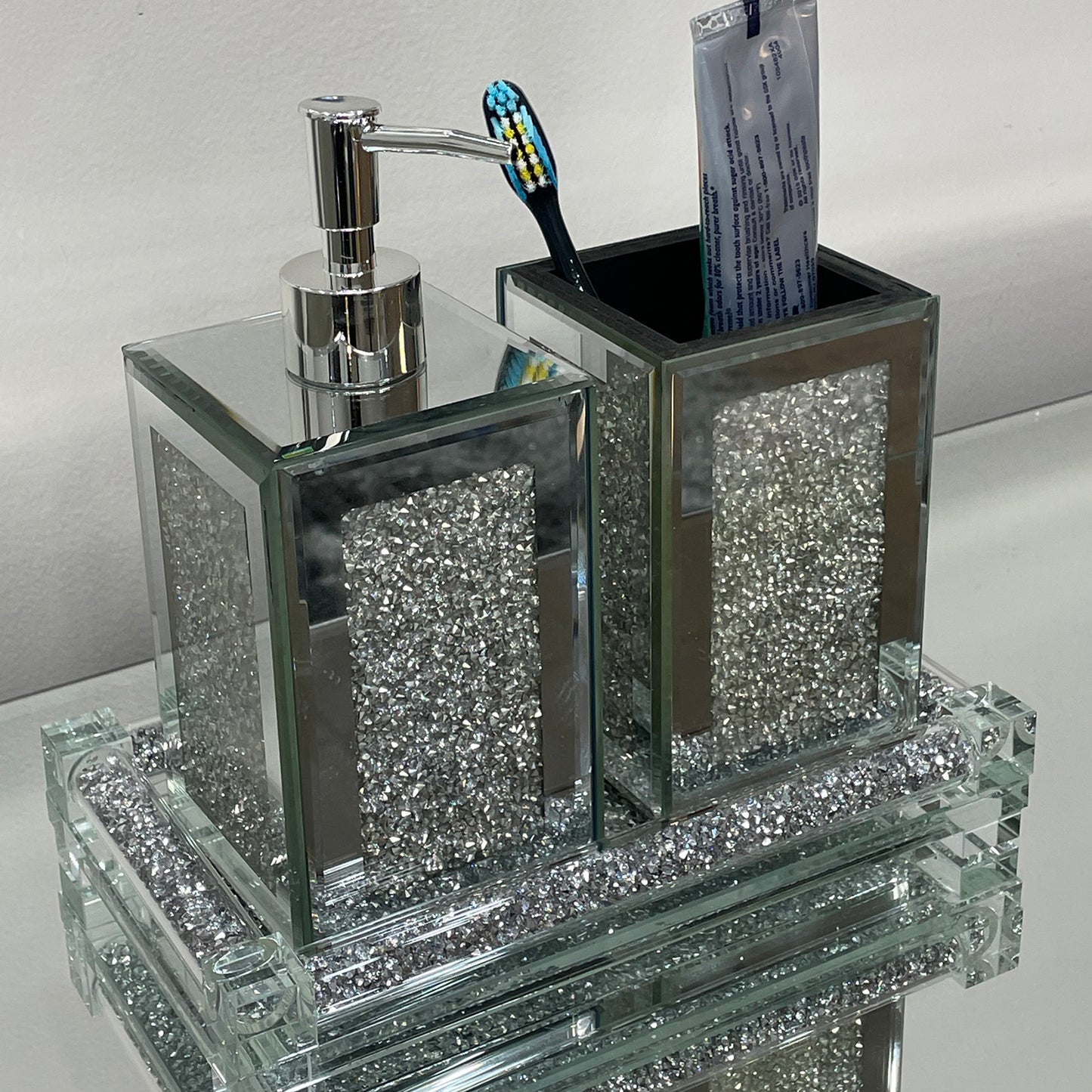 Exquisite Glass 3-Piece Bathroom Set with Square Soap Dispenser, Toothbrush Holder, and Tray