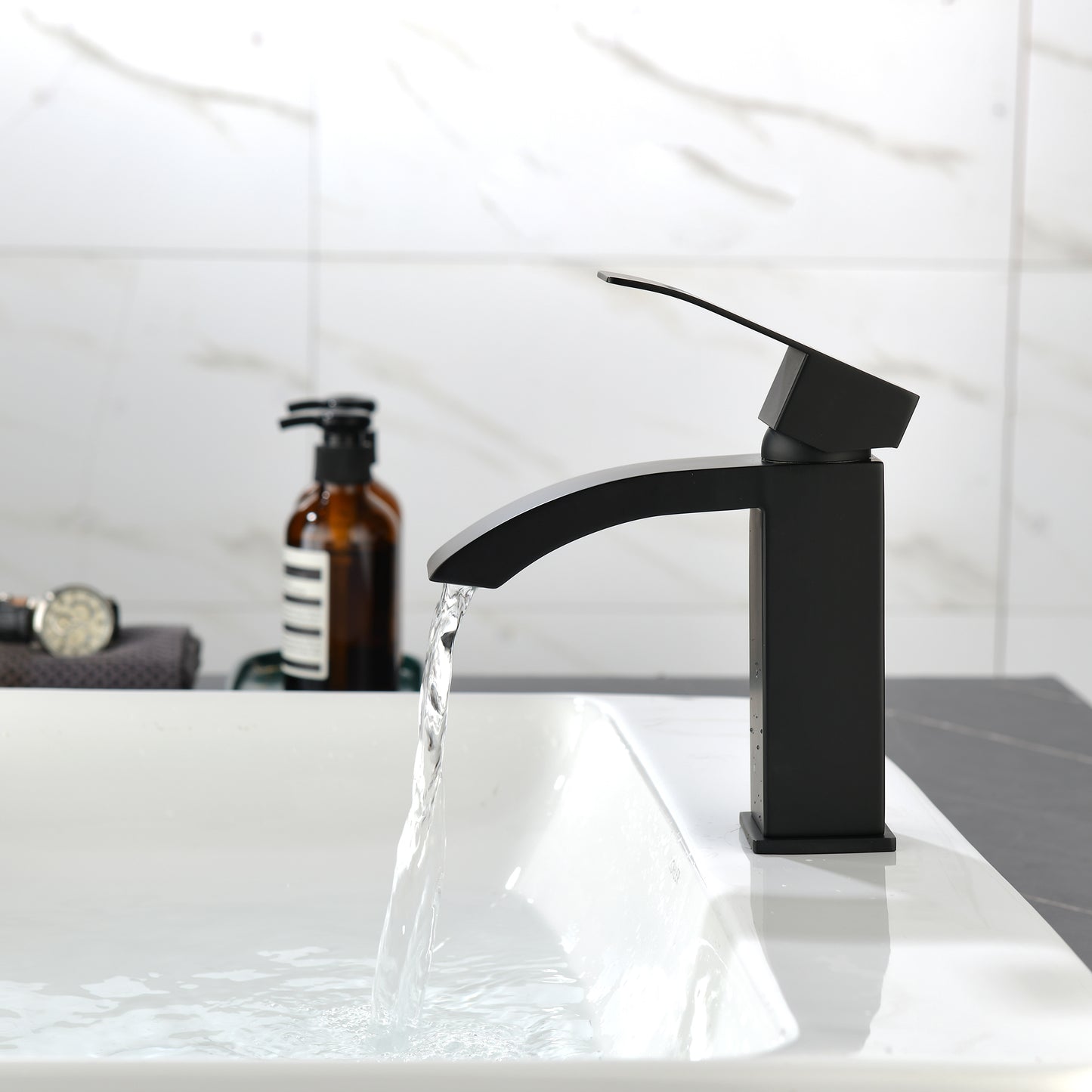 Elegant Matte Black Bathroom Faucet