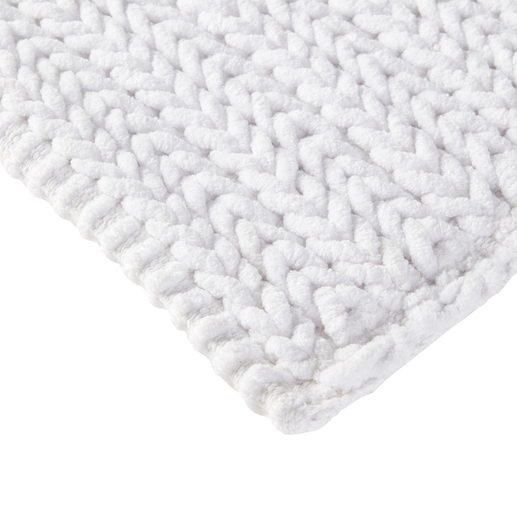 Soft and Plush 100% Cotton Woven Bathroom Rug