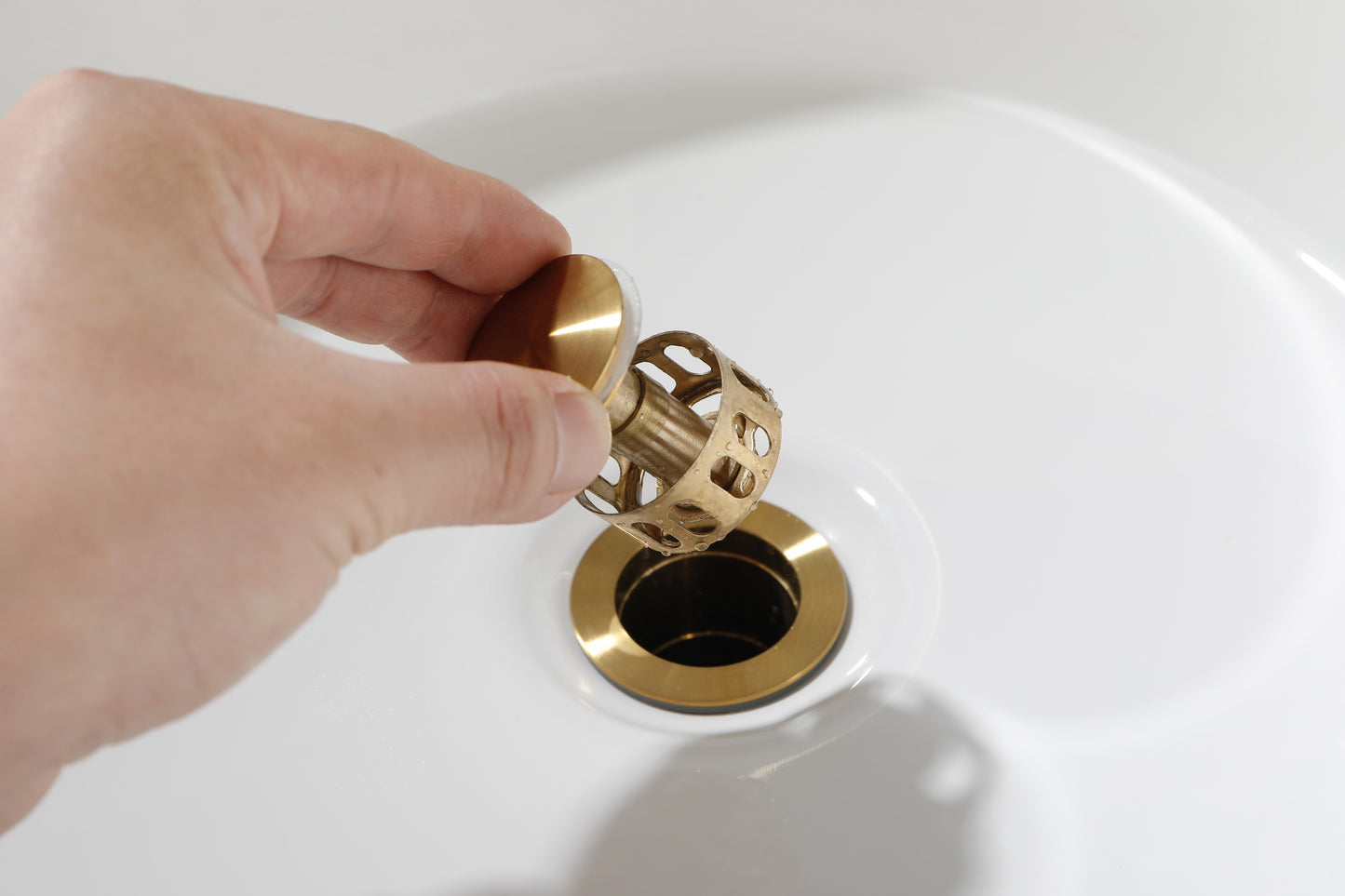 Elegant Gold Stainless Steel Bathroom Sink Faucet for Modern RVs and Vanities