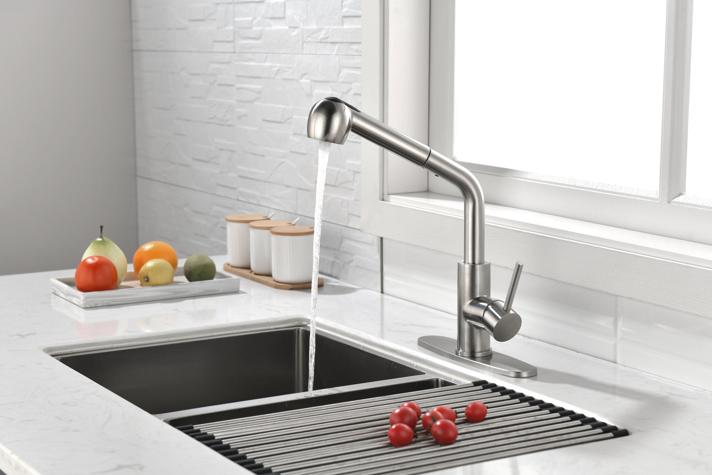 Kitchen Faucets with Pull Down Sprayer, Single Handle Kitchen Sink Faucet with Pull Out Sprayer, Brushed Nickel