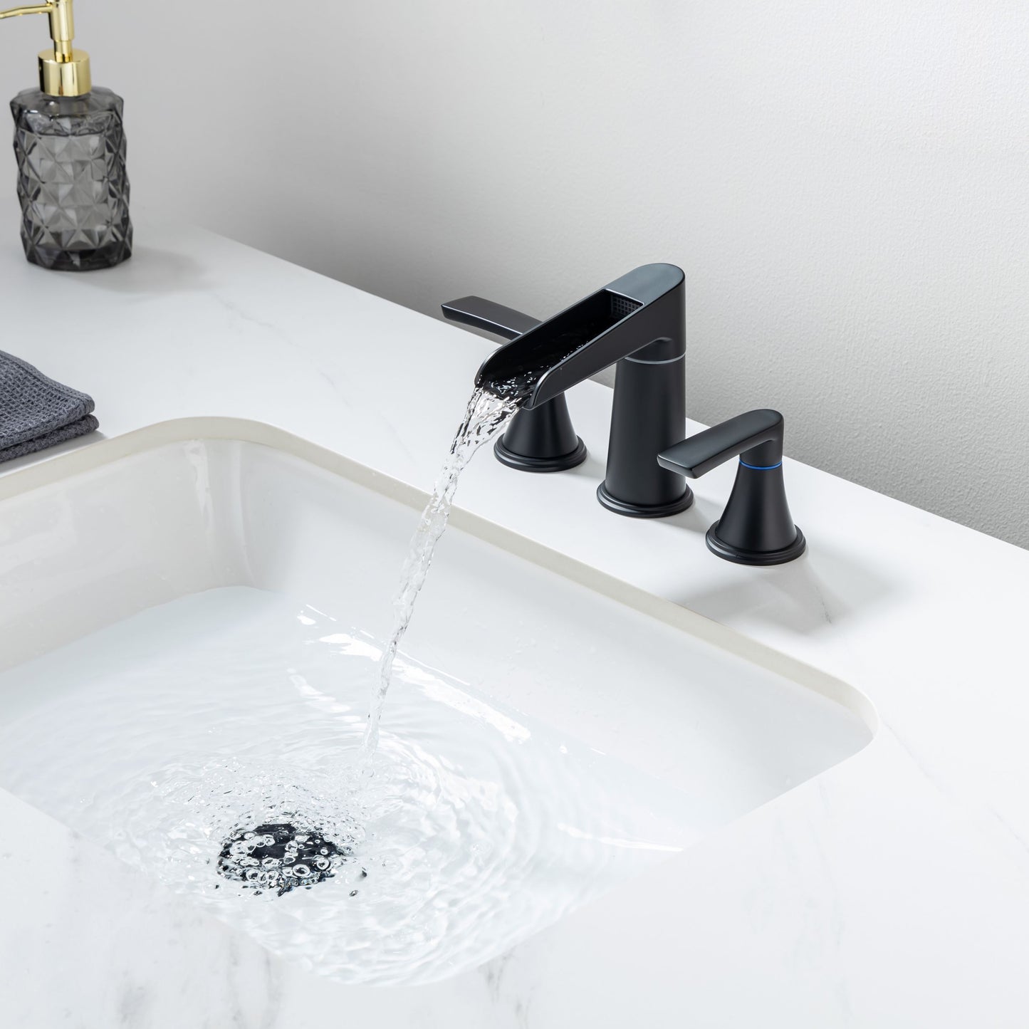 Elegant Matte Black 2-Handle Bathroom Faucet with Waterfall Design