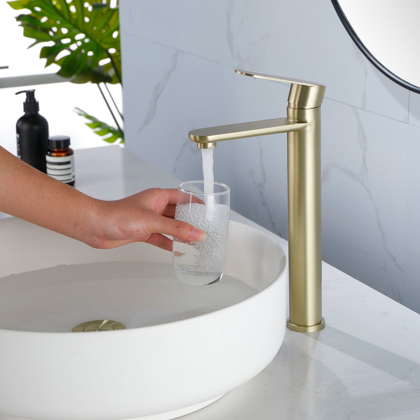 Luxurious Modern Gold Brass Bathroom Faucet