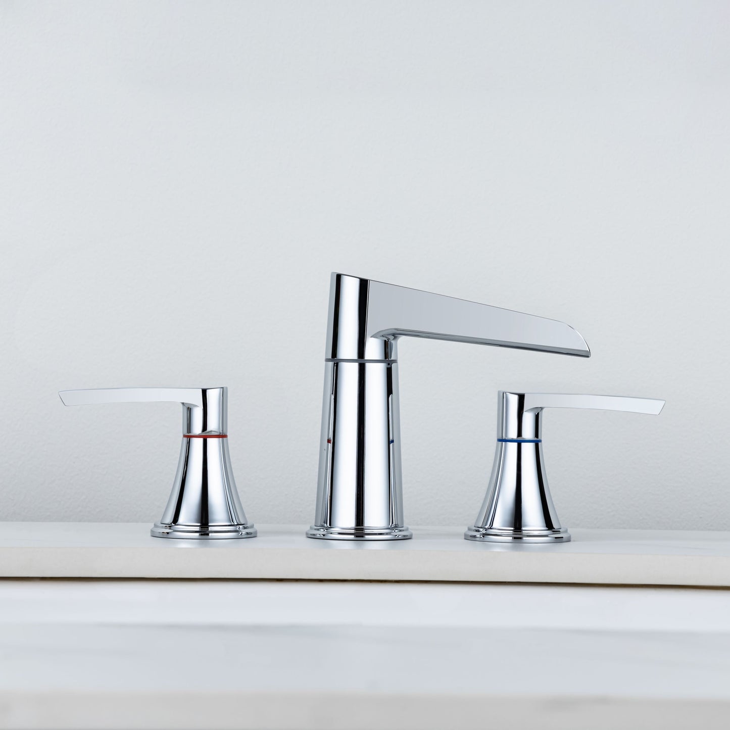 Elegant 2-Handle Widespread Bathroom Faucet with Drain Assembly