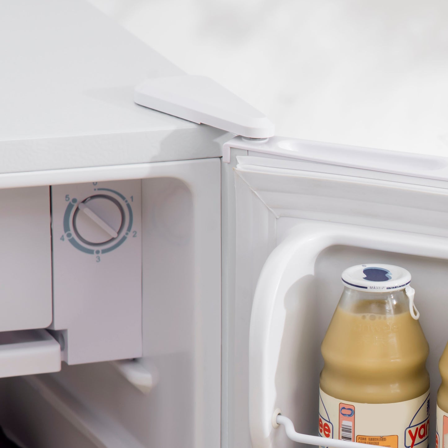 Compact Mini Fridge with Freezer, Adjustable Thermostat and Reversible Door