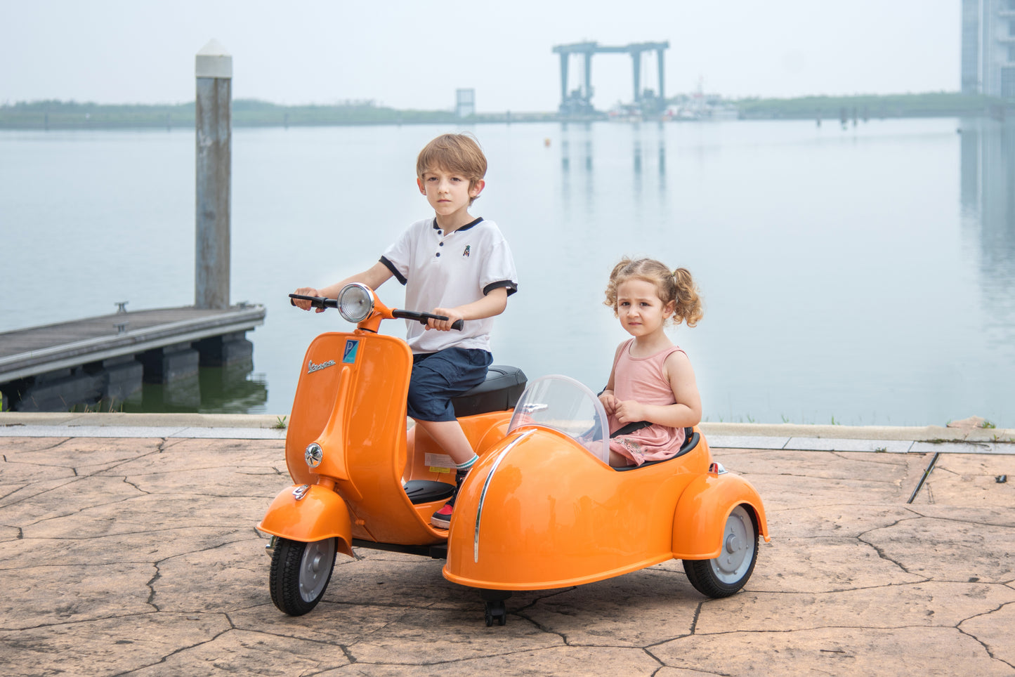 12V LICENSED Vespa Scooter Motorcycle with Side Car for kids, Orange