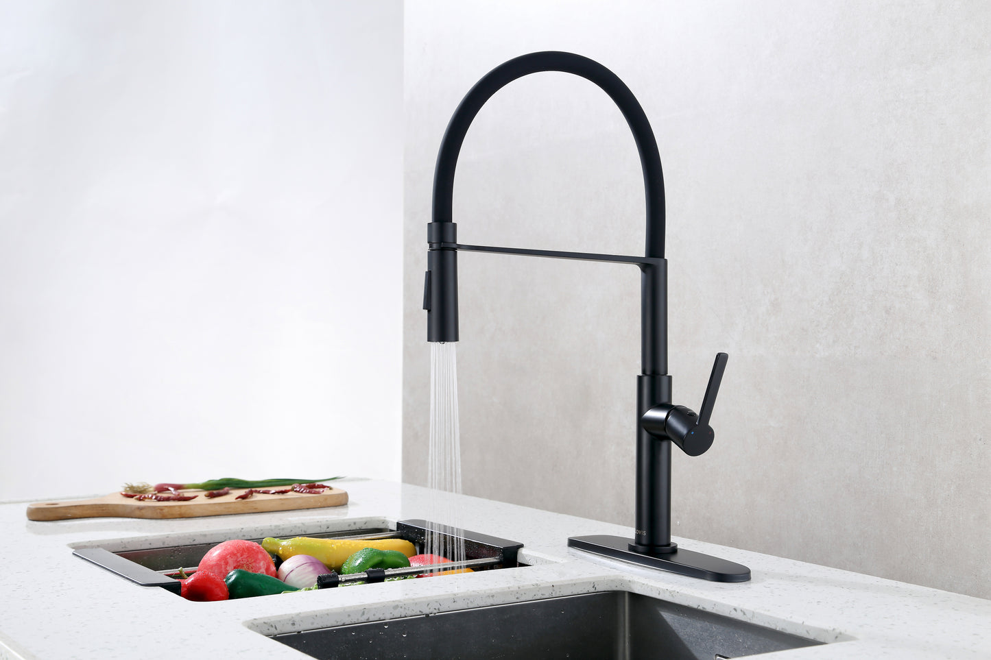 Pull Down Single Handle Kitchen Faucet