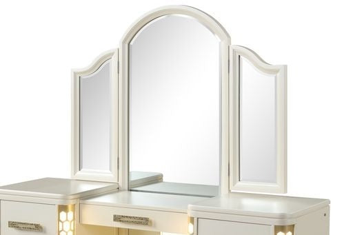 Jasmine Vanity Set with side LED lightning made with Wood in Beige