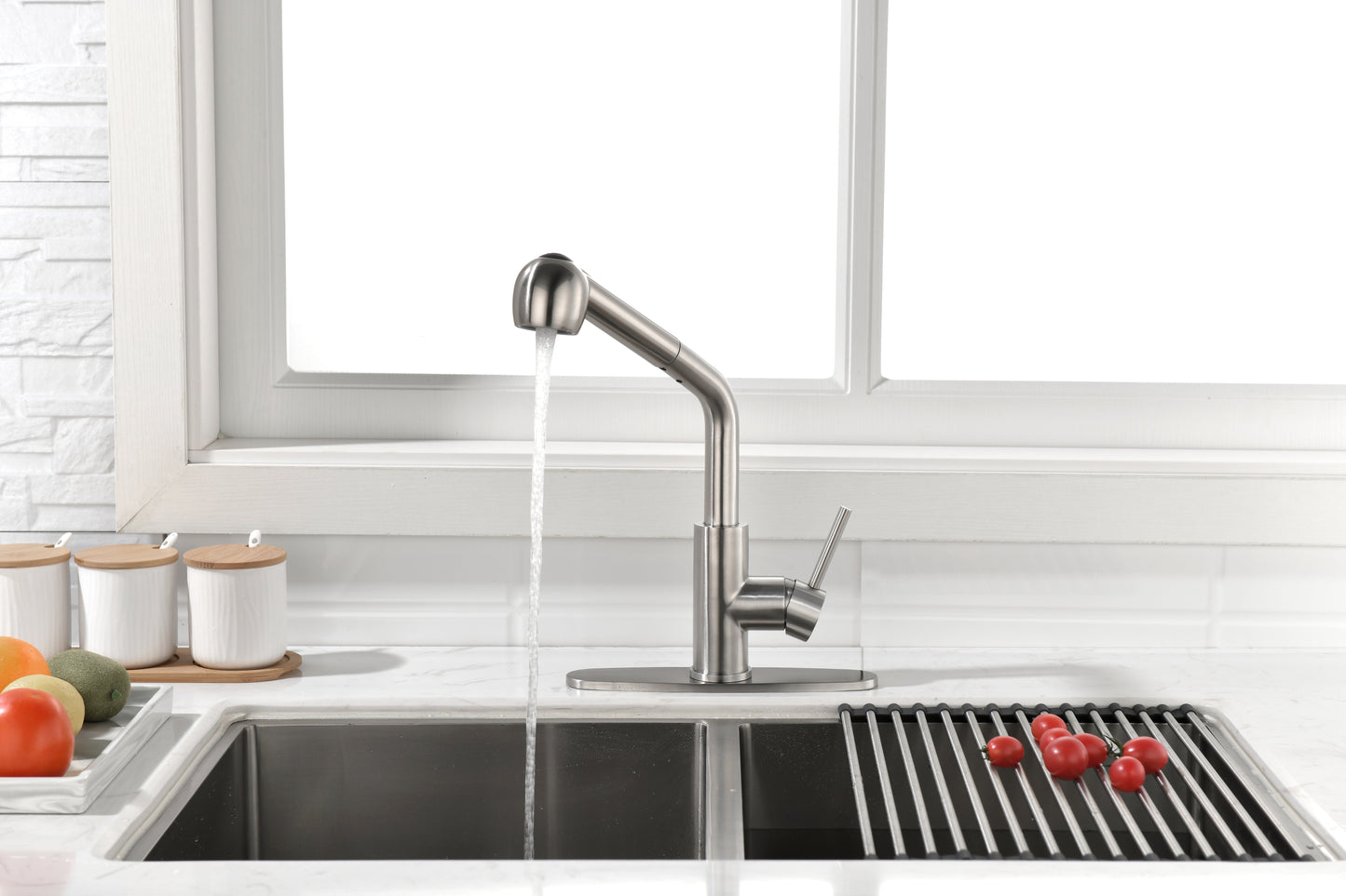 Kitchen Faucets with Pull Down Sprayer, Single Handle Kitchen Sink Faucet with Pull Out Sprayer, Brushed Nickel