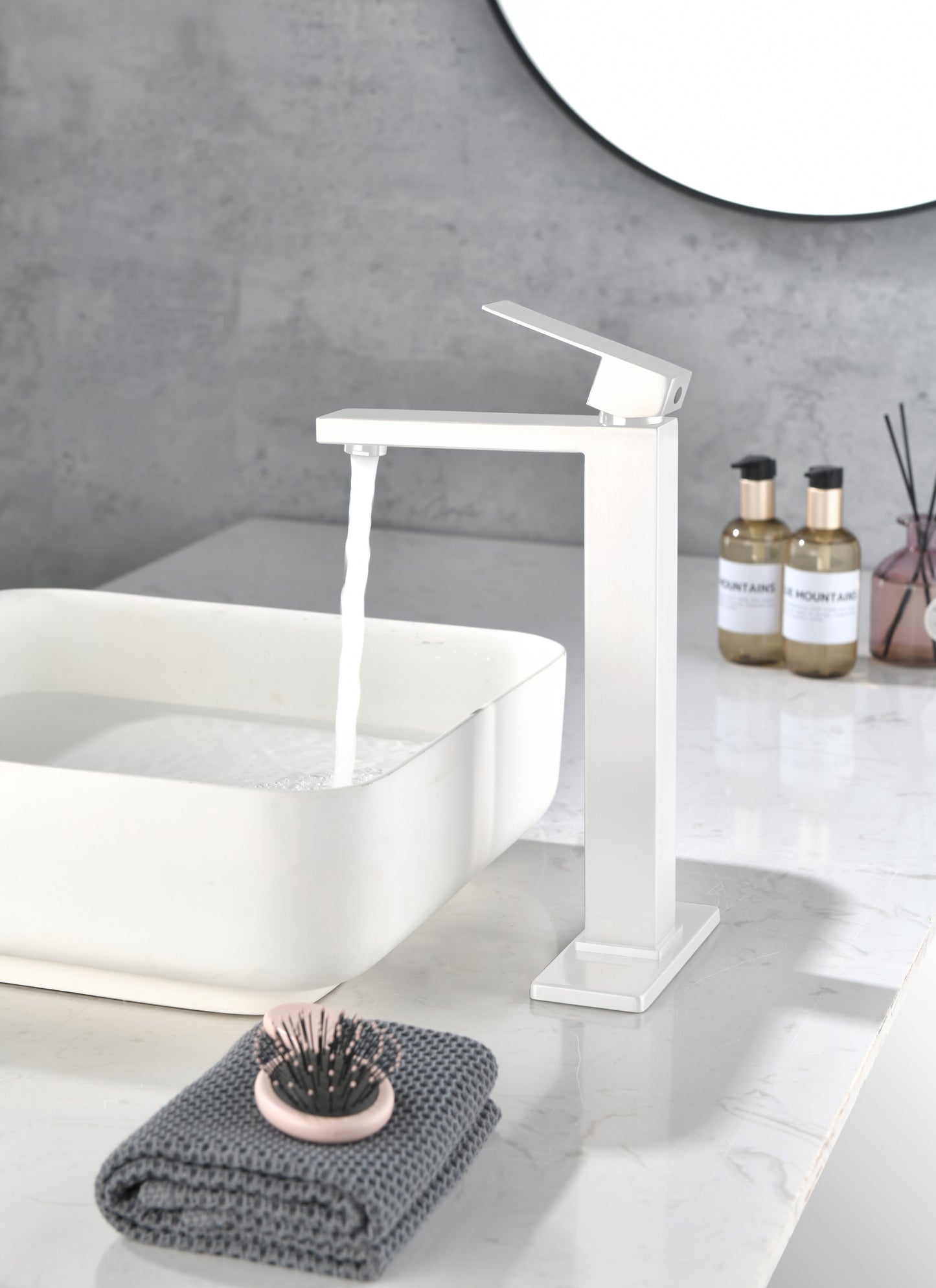 Single Handle Stainless Steel Bathroom Vanity Faucet with Waterfall Design