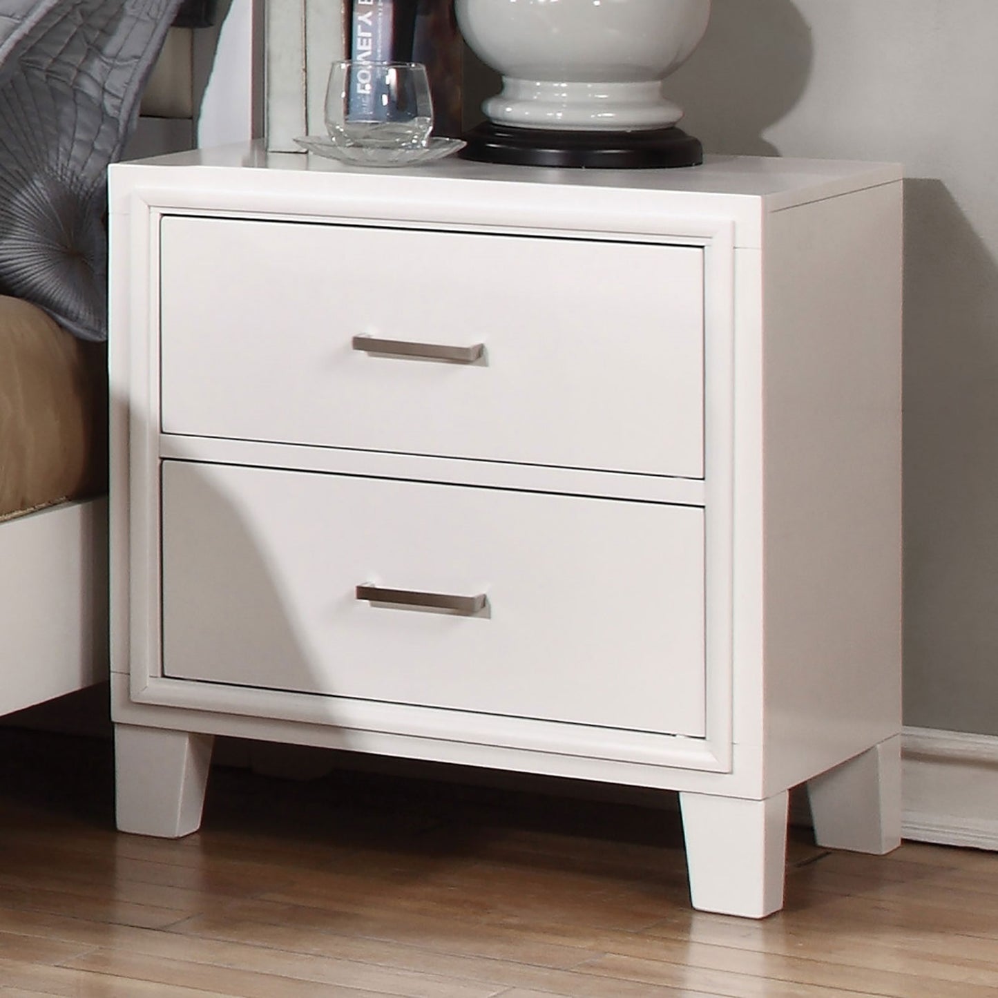 Simple Casual 1pc Nightstand White Color Solid wood Bedroom Furniture Transitional Look Nightstand Nickel Bar Pull