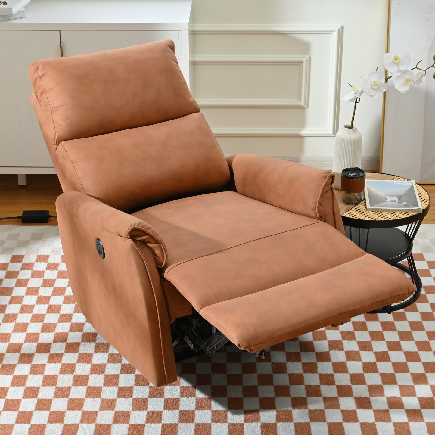 Compact Electric Recliner Chair with USB Port for Limited Spaces