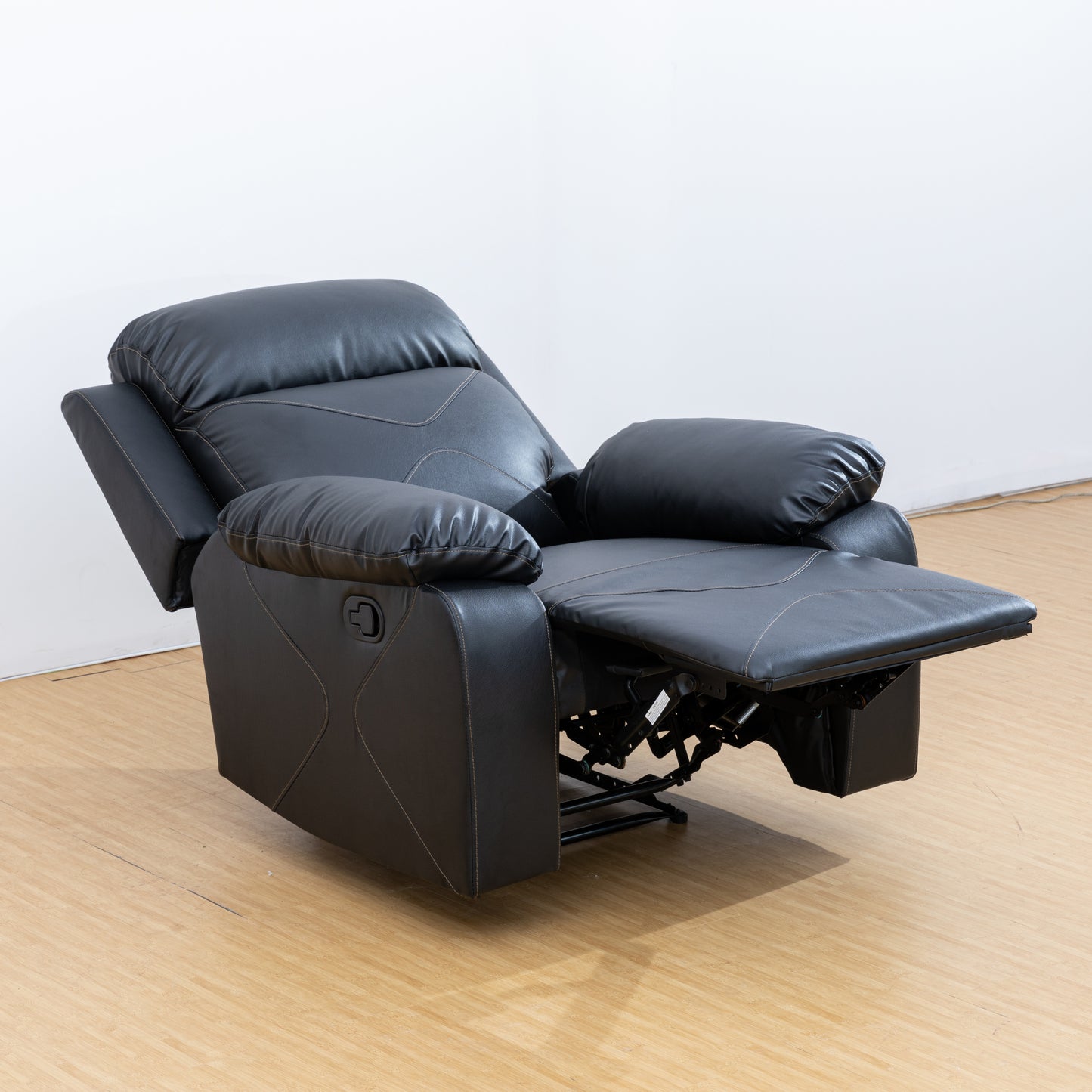 Elegant Black Leather Recliner Chair for Home Theater and Living Room