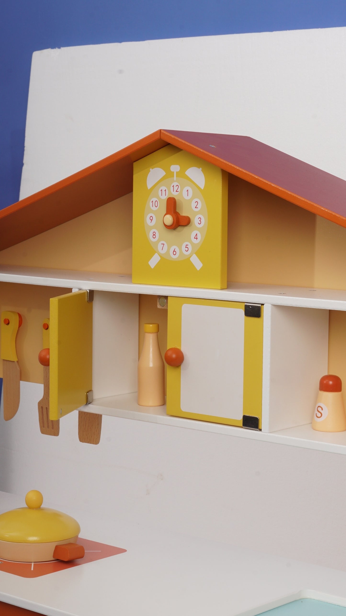 Kid's Wooden Pretend Play Kitchen Set in Yellow, with Cookware and Accessories