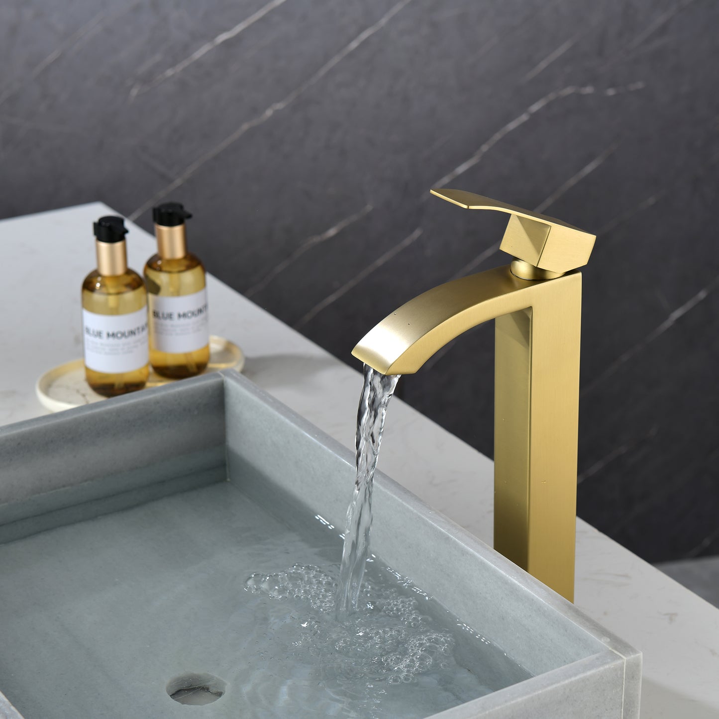 Elegant Brass Single Hole Bathroom Faucet