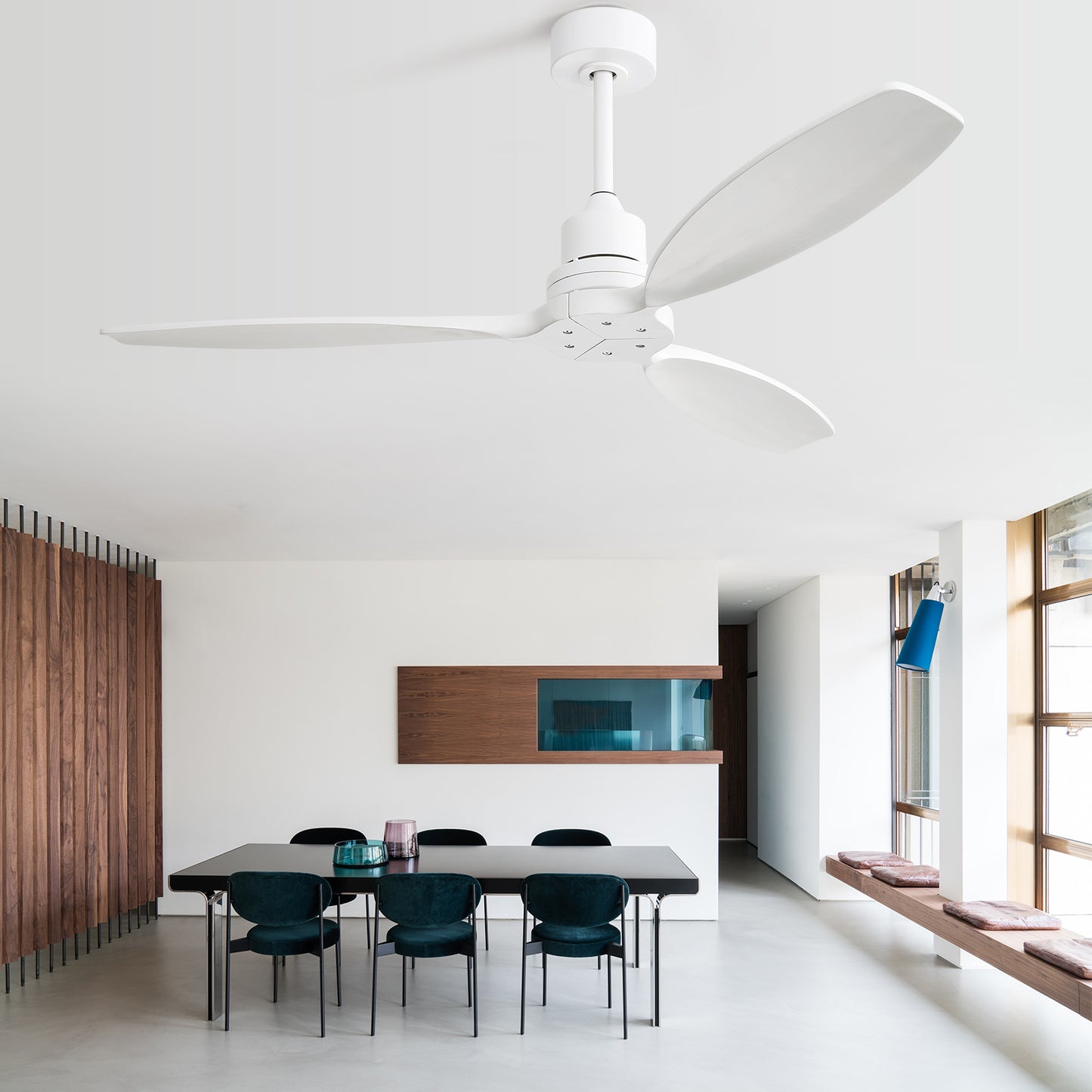 52 Modern Wood Blade Low Profile Ceiling Fan with Remote Control - Ideal for Patio Living Room