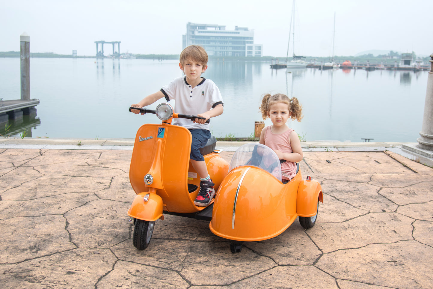 12V LICENSED Vespa Scooter Motorcycle with Side Car for kids, Orange