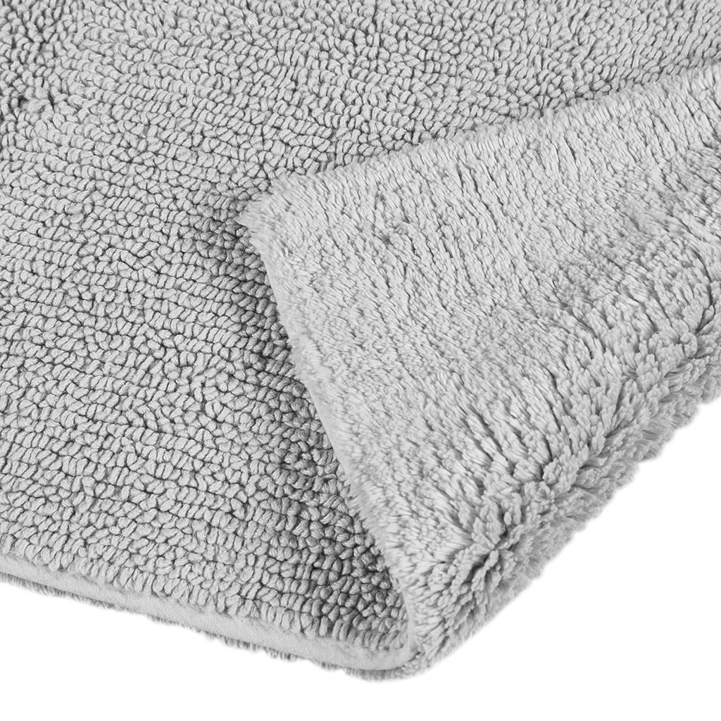 Luxurious Feather Reversible Bath Mat