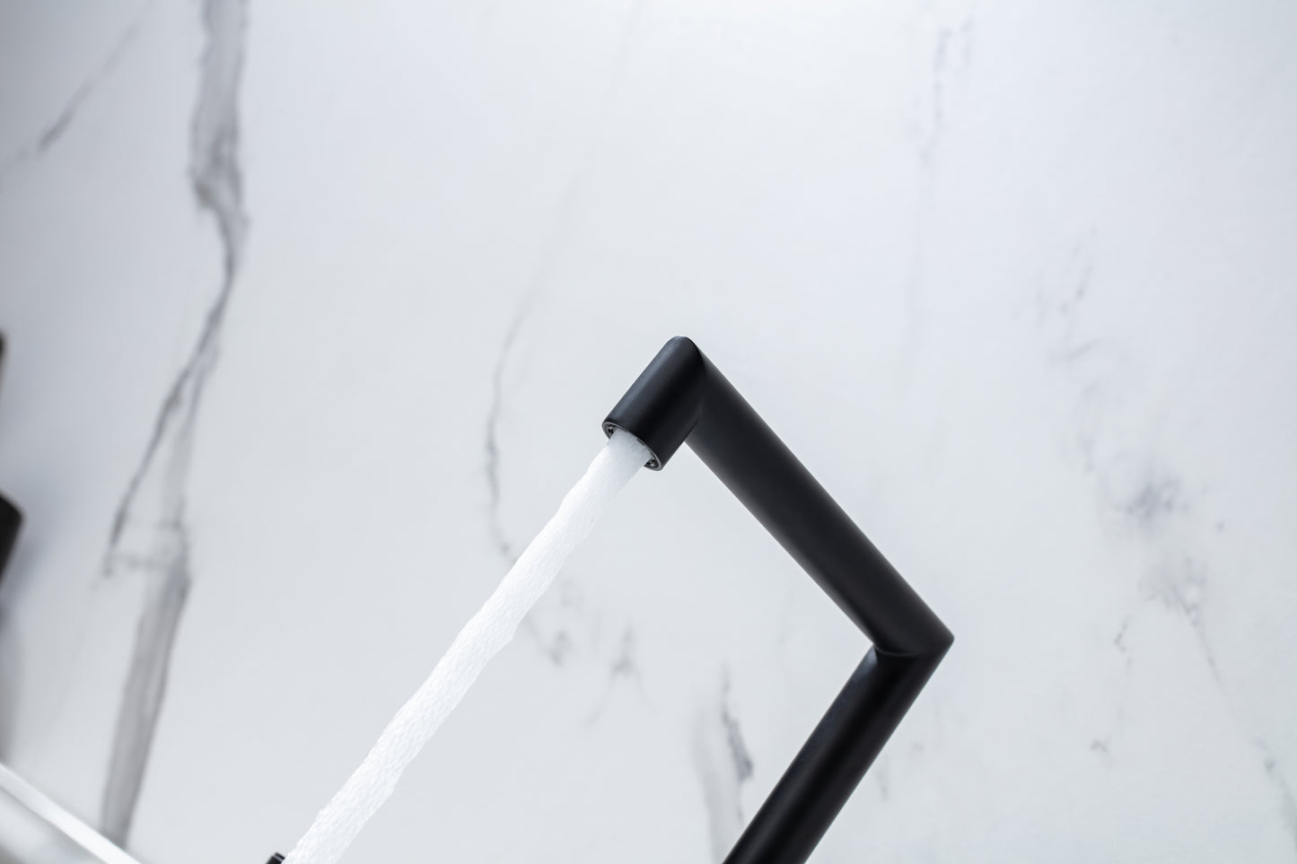 Modern Matte Black Bathroom Faucet