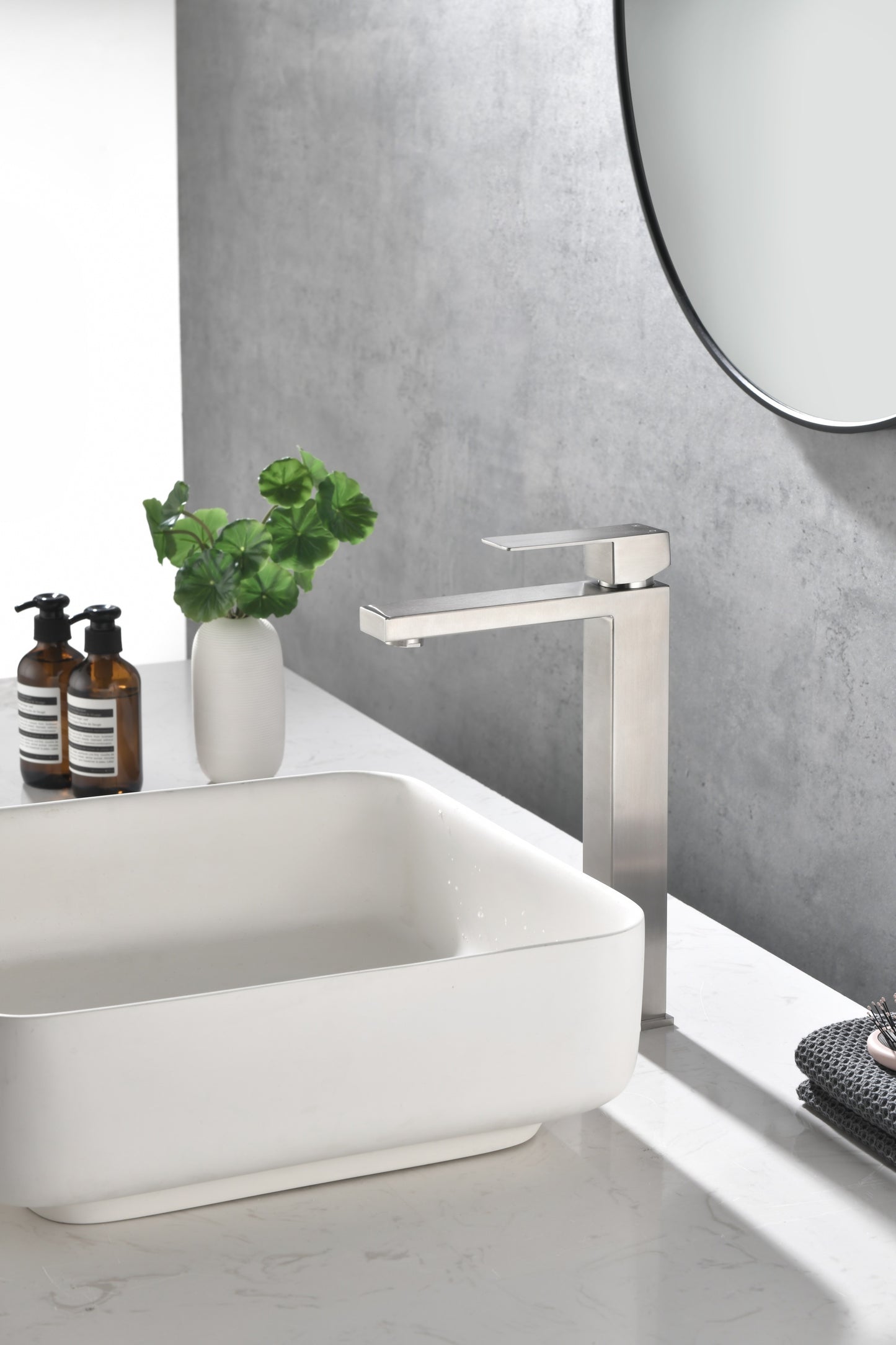 Brushed Nickel Stainless Steel Single Handle Bathroom Faucet