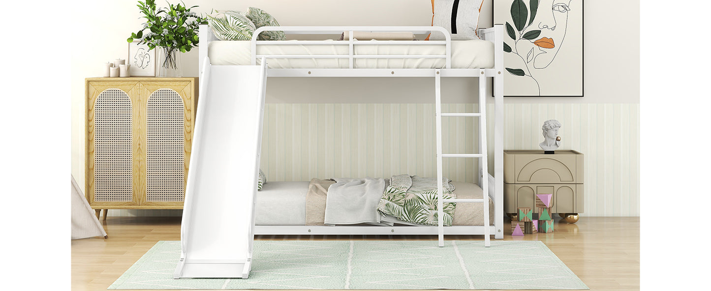 White Metal Twin Bunk Bed with Slide - Perfect Pick for Siblings or Sleepovers