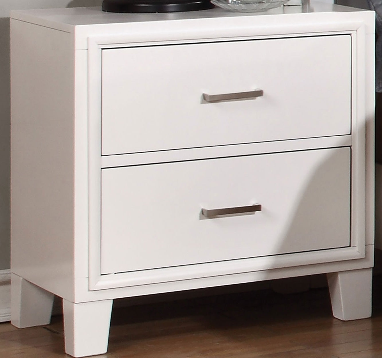 Simple Casual 1pc Nightstand White Color Solid wood Bedroom Furniture Transitional Look Nightstand Nickel Bar Pull