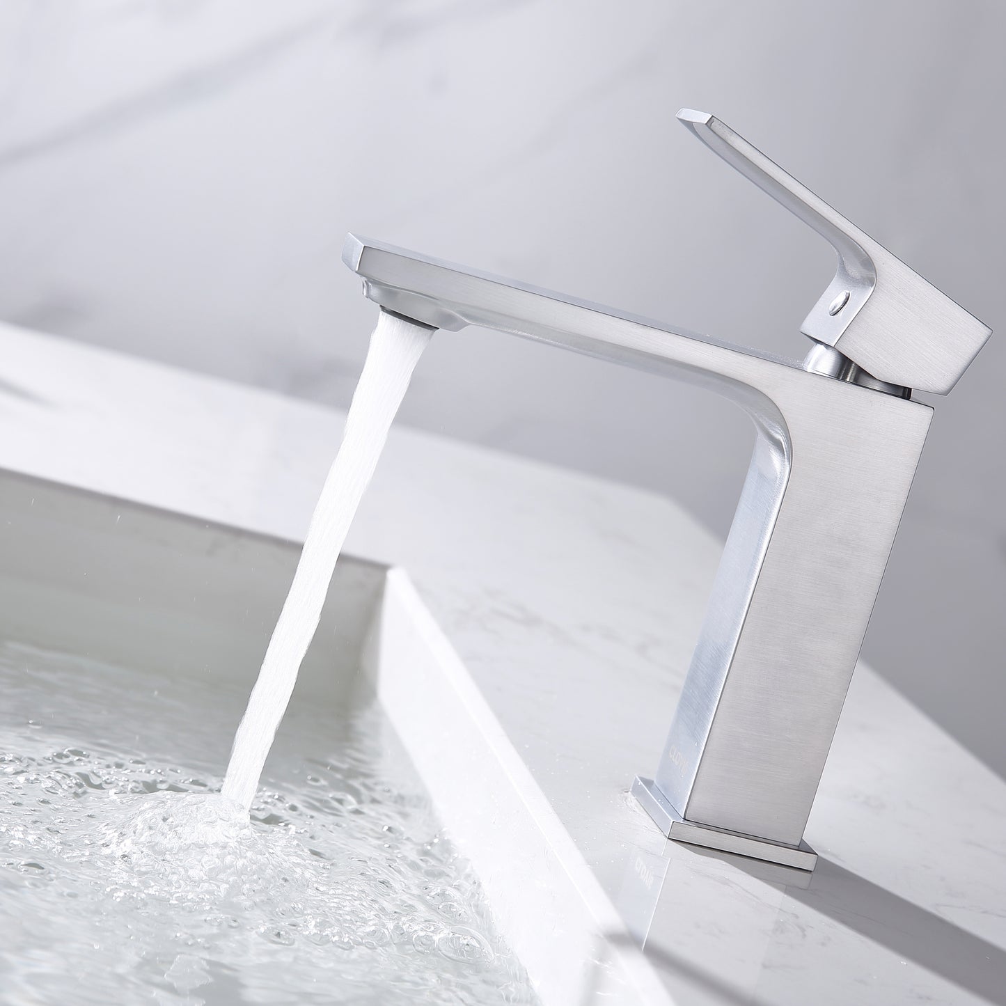 Bathroom Faucet with Single Handle and Pop Up Drain - Brushed Chrome