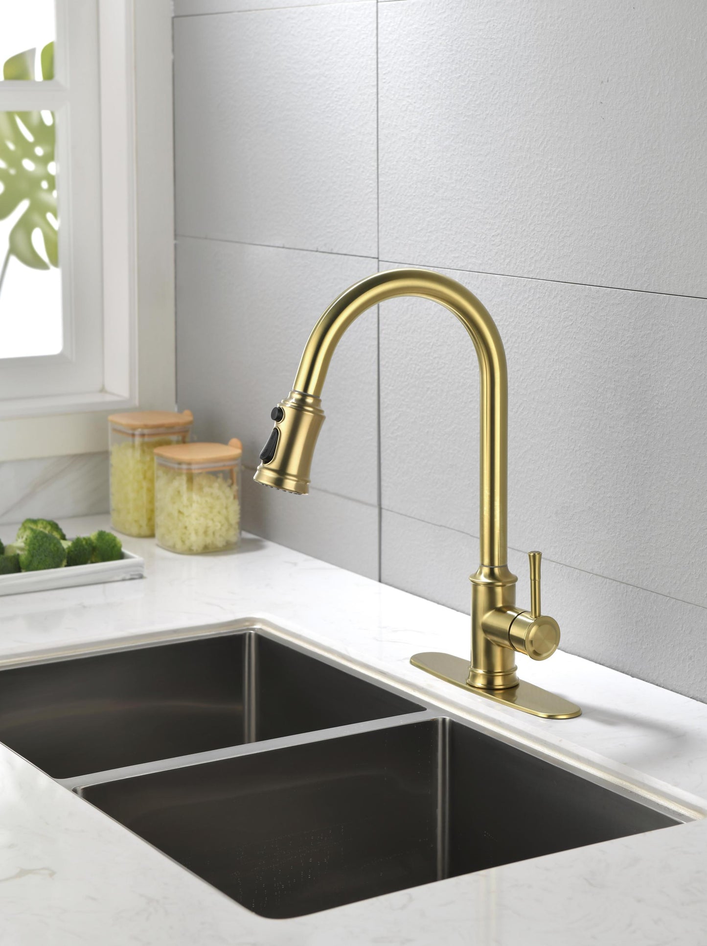 Touch Kitchen Faucet with Pull Down Sprayer