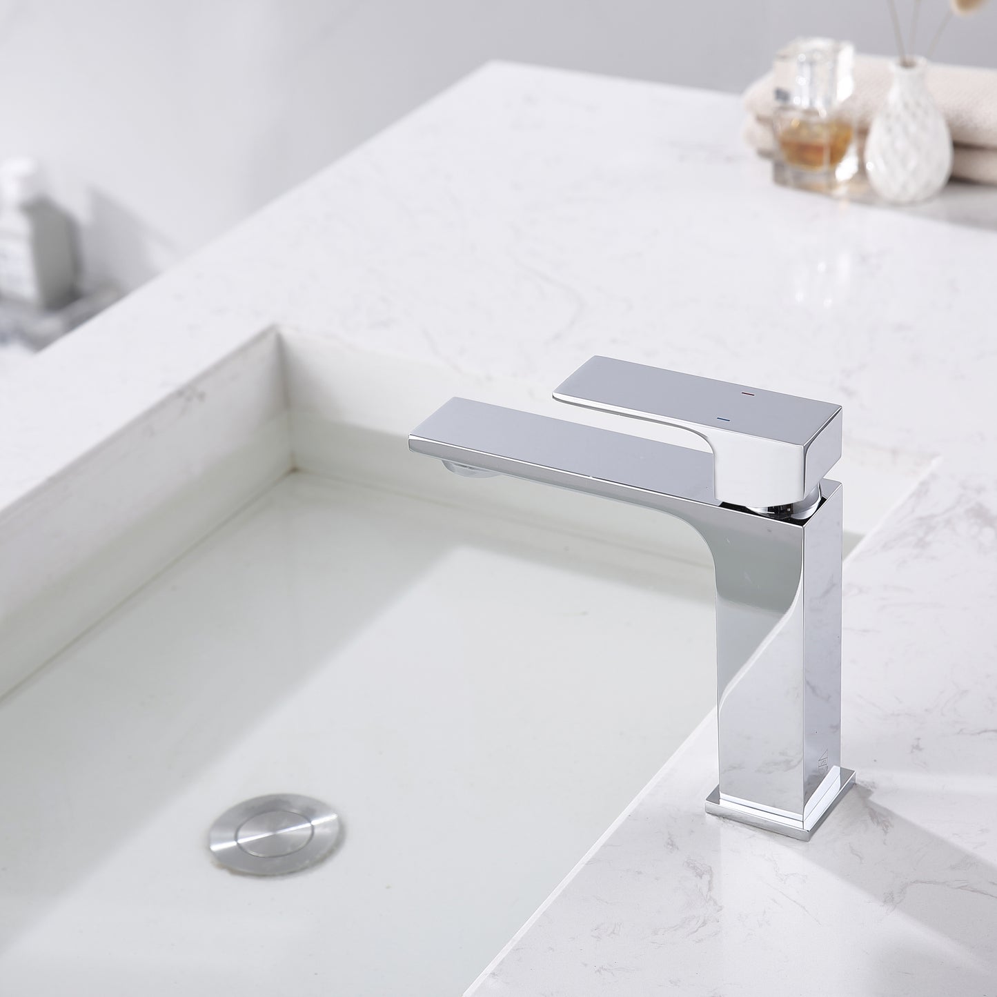 Modern Chrome Single Handle Lavatory Faucet with Pop-Up Drain