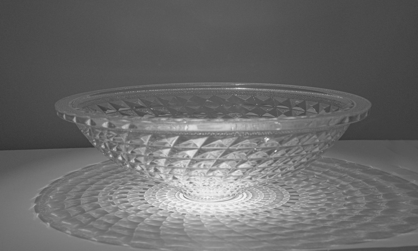 17.59'' Crystal Circular Vessel Bathroom Sink