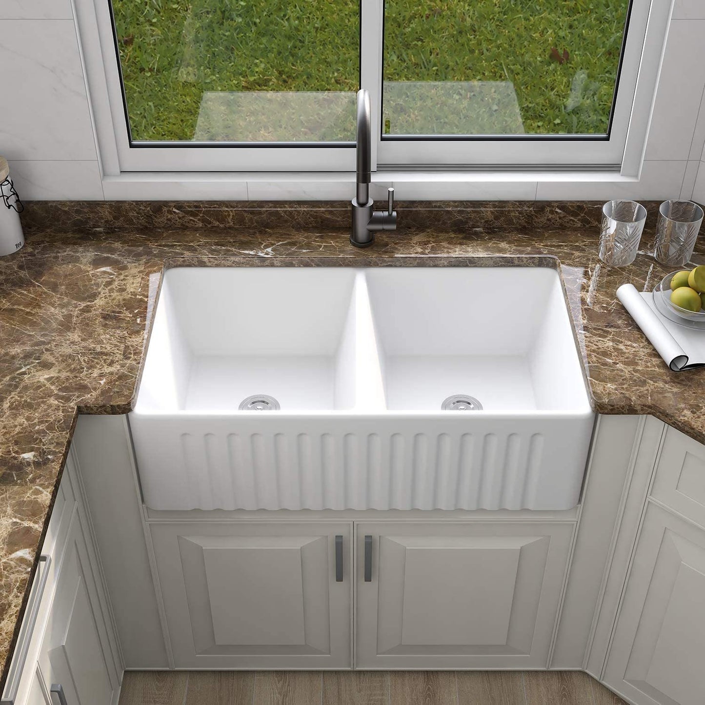 Elegant White Ceramic Farmhouse Kitchen Sink