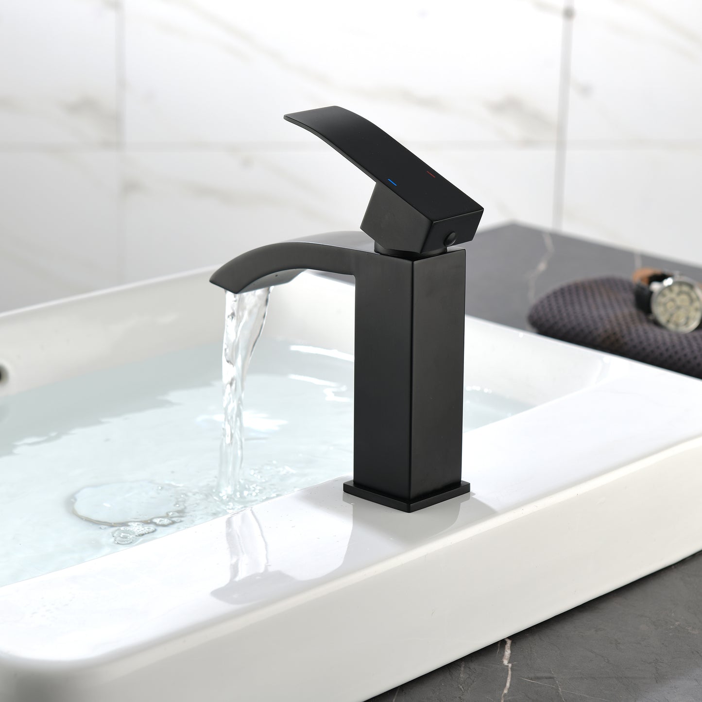 Elegant Matte Black Bathroom Faucet