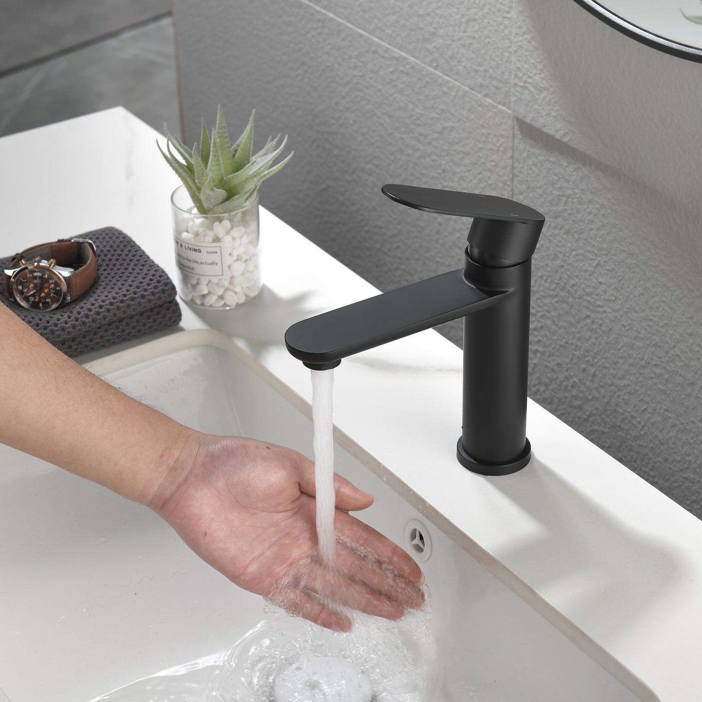 Modern Black Brass Single Hole Bathroom Faucet